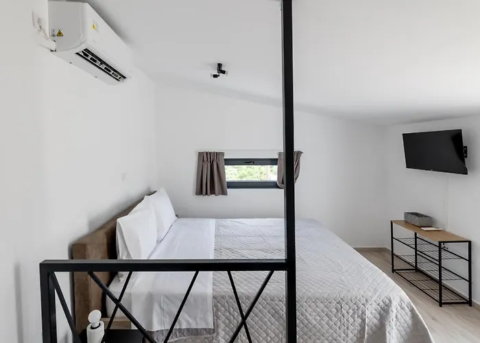 Pagani - Luxury Maisonette B2 公寓 卡拉马塔