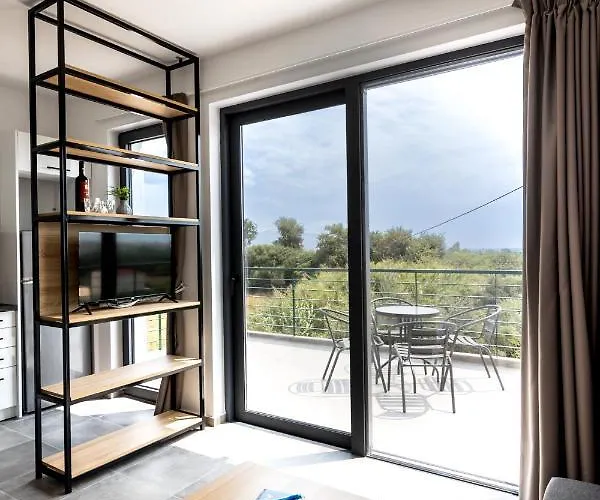 Pagani - Luxury Maisonette B2 * Каламата