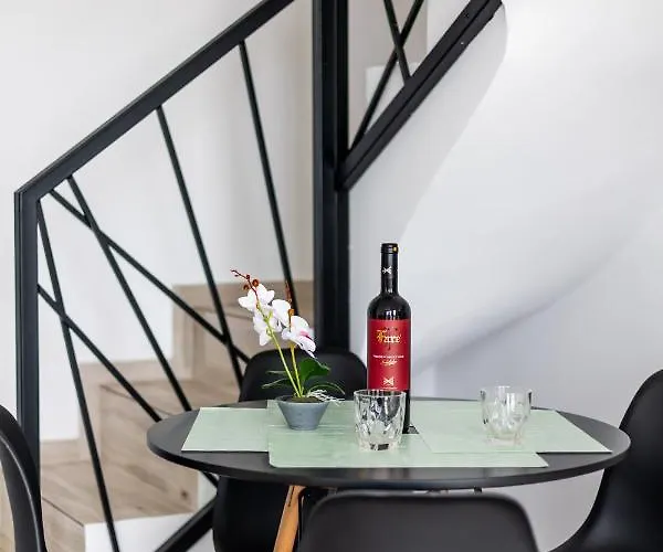 Pagani - Luxury Maisonette B2 Каламата