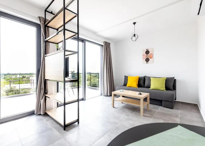 Pagani - Luxury Maisonette B2 *